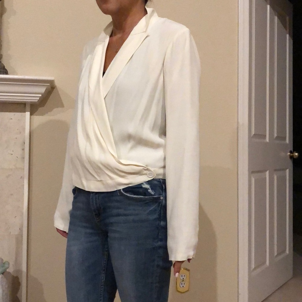 NWOT Ettitwe by Anthropologie Cream Blouse